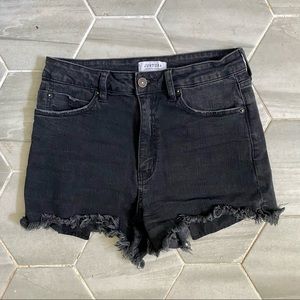 Just USA denim shorts. Size 8-10.